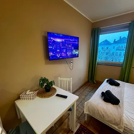 Freundliches City-studio Im Herzen Von Apartmán Brémy